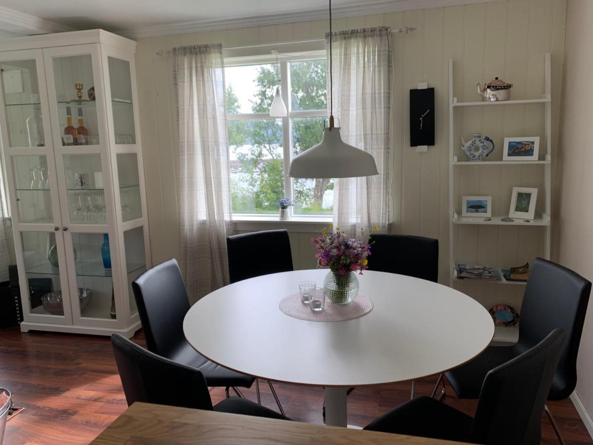 House In Central Finnsnes Eksteriør bilde