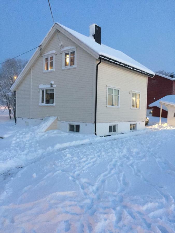 House In Central Finnsnes Eksteriør bilde
